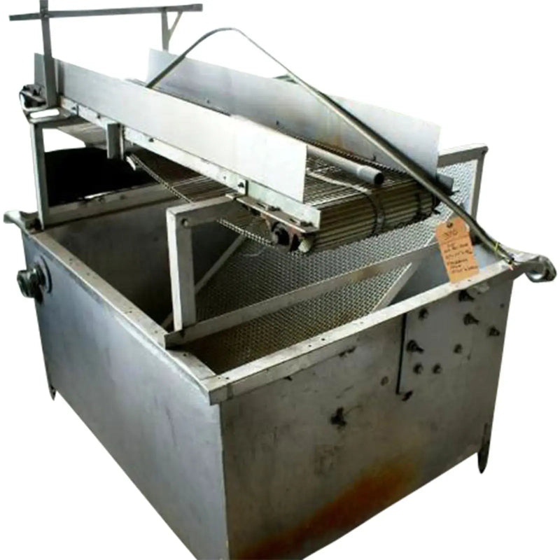 Stainless Steel Rectangular Tank with Dewatering Conveyor - 275 Gallons