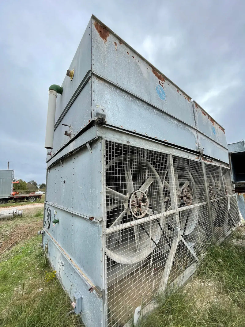 BAC VXMC-860-H Evaporative Condenser (860 Package Nominal Tons,1-5 HP Motor, 2 Tower Units)