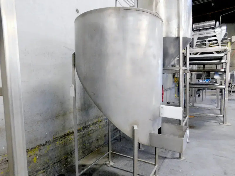 Stainless Steel Tank - 250 gallons