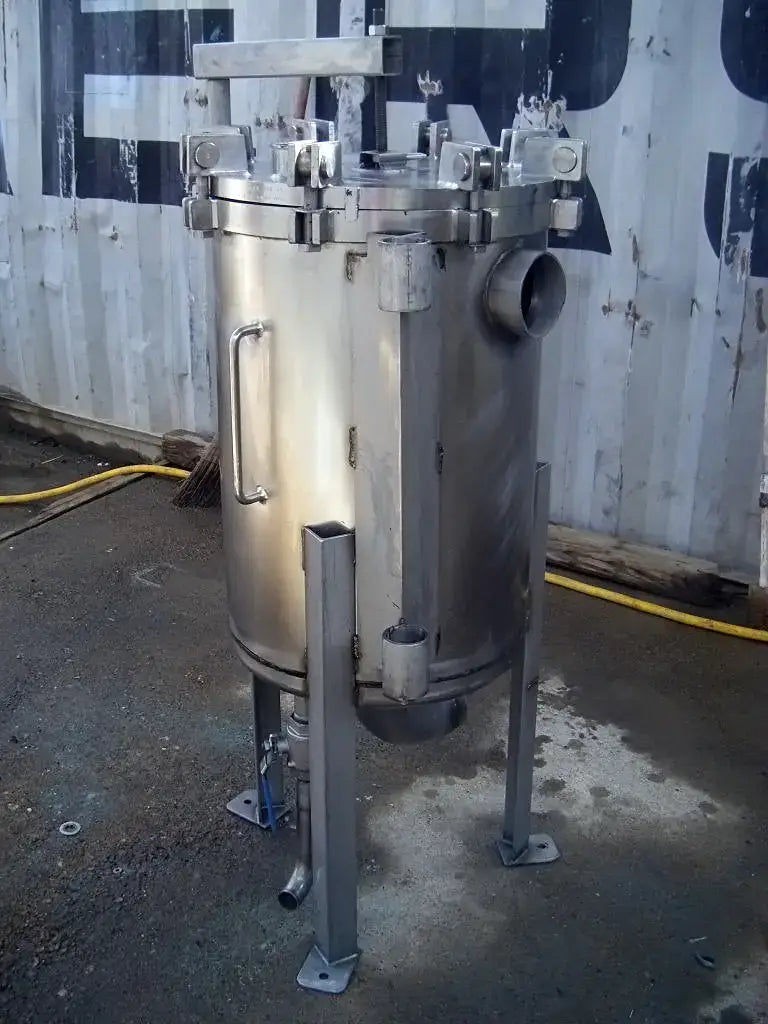 Stainless Steel Pressure Vessel - 25 Gallons