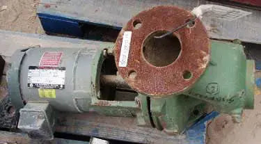Worthington D1132 Centrifugal Pump (1.5 HP)