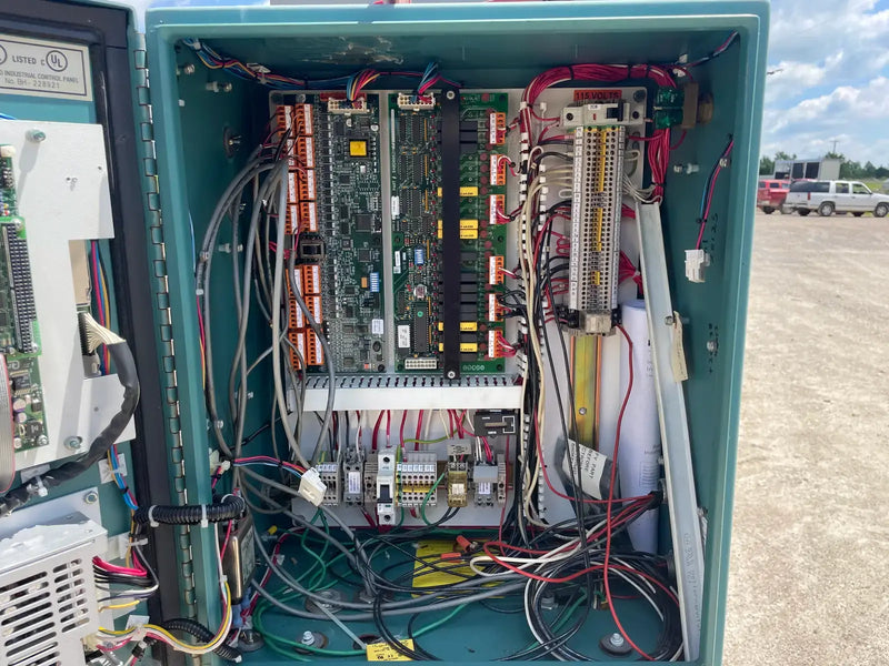 Frick RWB II 76H Rotary Screw Compressor Package (MISSING SCREW COMPRESSOR, 150 HP, 230/460V, Frick Quantum Control Panel)