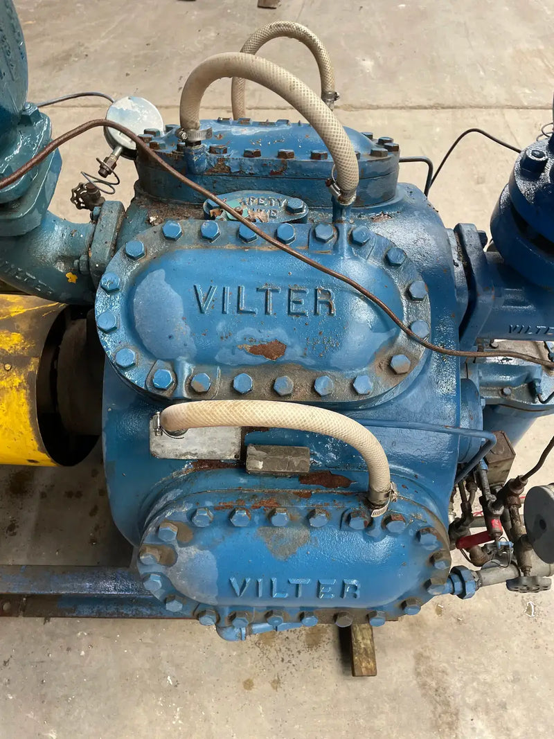 Vilter 458 8-Cylinder Reciprocating Compressor Package (150 HP 230/460 V, Direct Drive Driven)