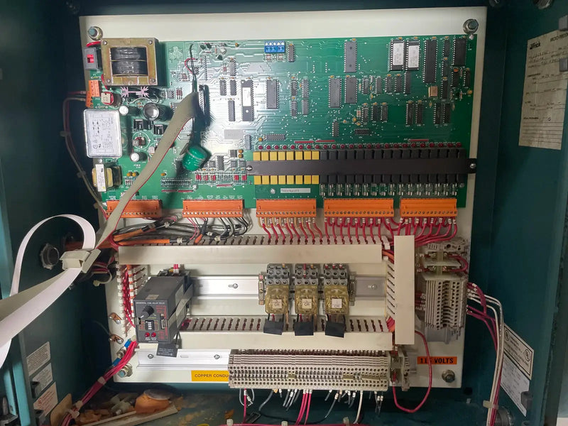Frick RDB-399B Rotary Screw Compressor Package (Frick TDSL283L, 300 HP 460 V, Micro Control Panel)