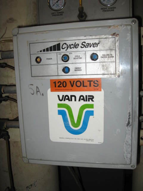 1994 Van Air Inc. Heatless Regenerative Compressed Air Dryer with Cycle Saver™ Controller Van Air Inc. 