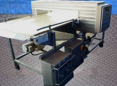 1997 Loma Cintex Auto Search Metal Detector w/ Conveyor Cintex 