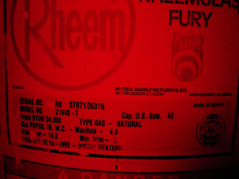 1997 Rheem Manufacturing Co. Fury Hot Water Heater – 34,000 BTUH Rheem Manufacturing Co. 