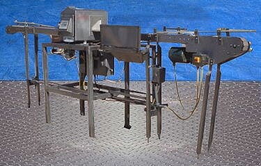 1998 Safeline Metal Detector - 5.5 in x 5.5 in Safeline Inc. 