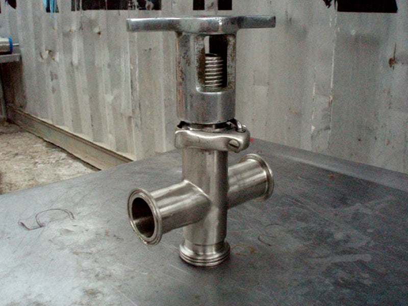 3-Way Stainless Steel Screw Compression Valve Not Specified 
