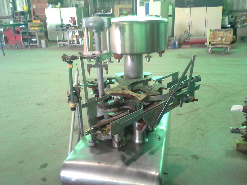 6 Head Rotary Filler Model AG62 Not Specified 