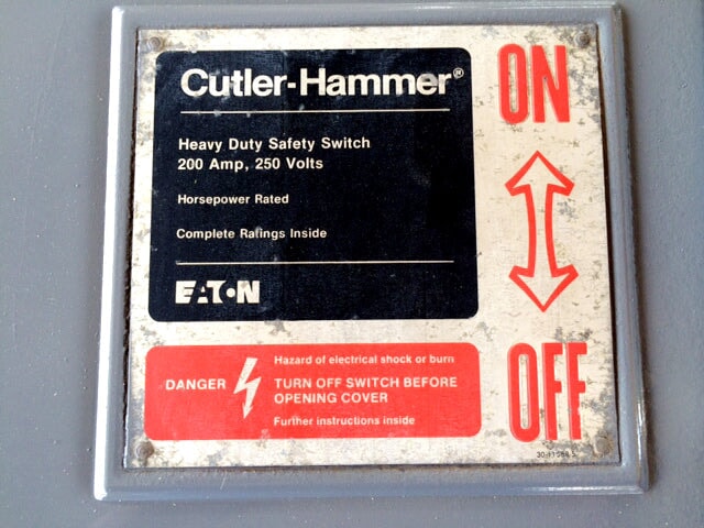 Cutler-Hammer Heavy Duty Safety Switch - 200 Amp Cutler Hammer 