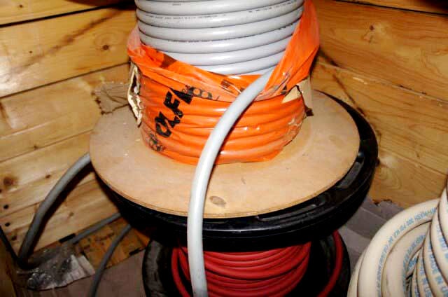 Hose On Reel and Cable In Crate Not Specified 