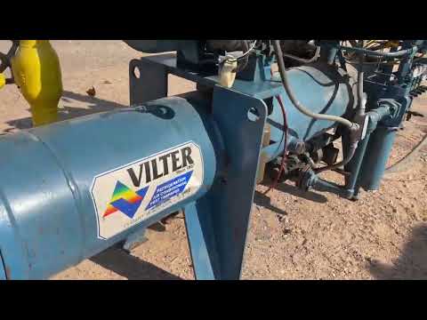 Vilter Rotary Screw Compressor Package (Vilter VSM361, 60 HP 230/460 V, Vilter Micro Control Panel)