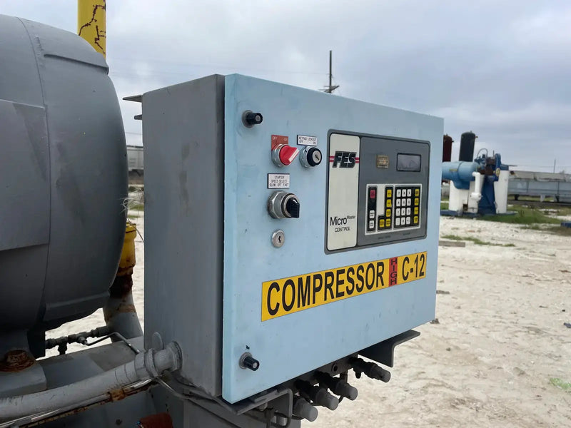FES 16S Rotary Screw Compressor Package (FES 16S, 200 HP 230 V, Micro Control Panel)
