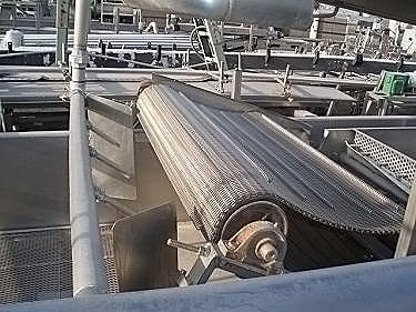 Stainless Steel Elevated Conveyor with Wash Tank- 500 Gallon Not Specified 