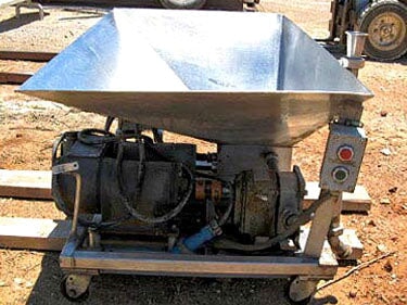 Stainless Steel Hopper / Feeder – 75 gallons Not Specified 