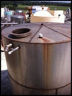 Stainless Steel Tank – 3000 Gallons Not Specified 