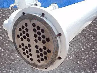 Intercambiador de calor de carcasa y tubos Bell &amp; Gossett: 42 pies cuadrados