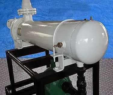Intercambiador de calor de carcasa y tubos Bell &amp; Gossett: 56 pies cuadrados