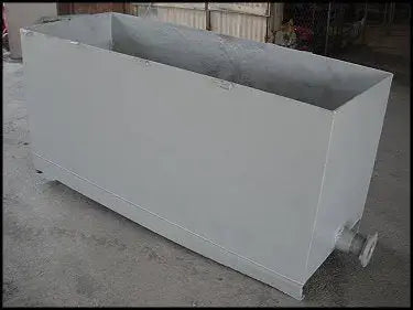 Tanque rectangular de carcasa única de acero al carbono - 250 galones