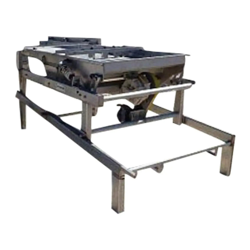 Commercial Mfg. & Supply Co. Stainless Steel Vibratory Screening Conveyor