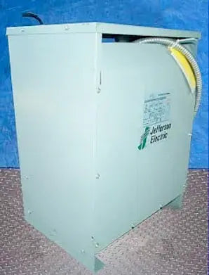 Transformador eléctrico Jefferson sin usar-15 KVA