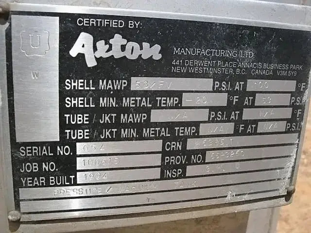 Axtons Manufacturing, Ltd. Stainless Steel Pressure / Vacuum Tank - 47 Gallons