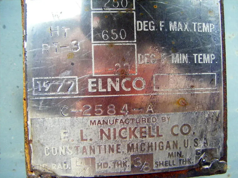 Receptor vertical EL Nickell Co. - 745 galones