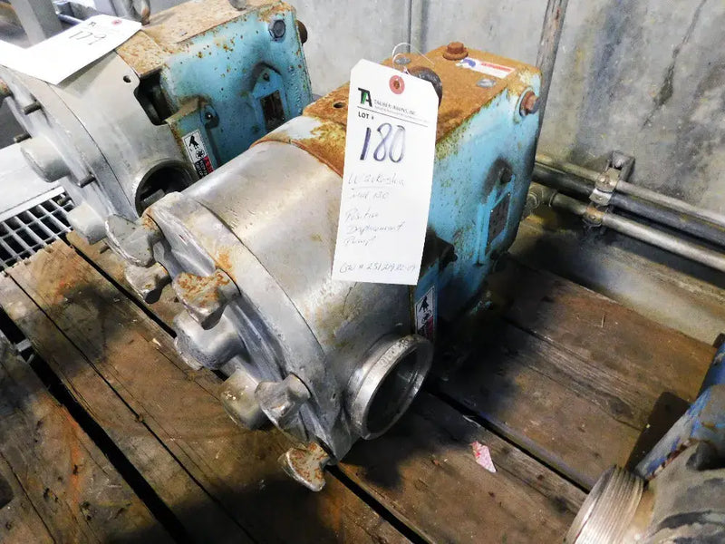 Bomba de desplazamiento positivo Waukesha Cherry-Burrell 130 (150 GPM máx.)