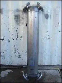 Intercambiador de calor vertical de carcasa y bobina Secespol