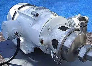 Bomba centrífuga APV 6V (7,5 HP, 160 GPM máx.)