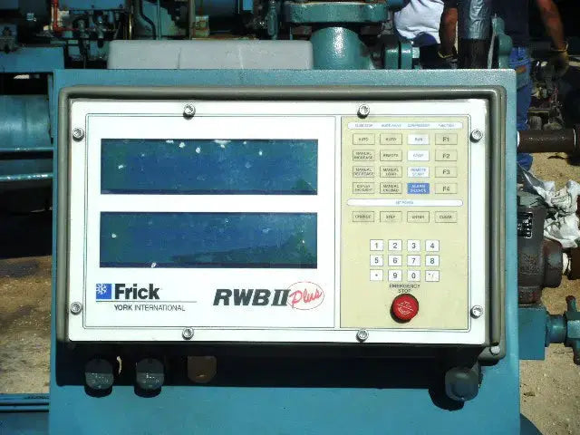 Paquete de compresor de tornillo rotativo Frick RWB-II-60 (Frick TDSH163S, 50 HP 230/460 V, panel de control Frick Micro)