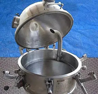 Hamiltons Enerfab Stainless Steel Vacuum Kettle- 15 Gallon