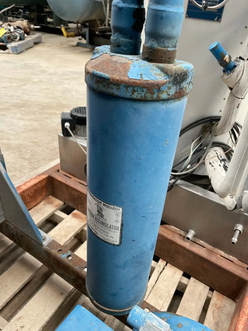Paquete de máquina de hielo en escamas Geneglace de acero inoxidable F200 (refrigeración con halocarbono (freón), 8 toneladas por día, poco usado)