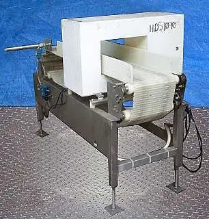 Detector de metales Loma con mecanismo de rechazo neumático