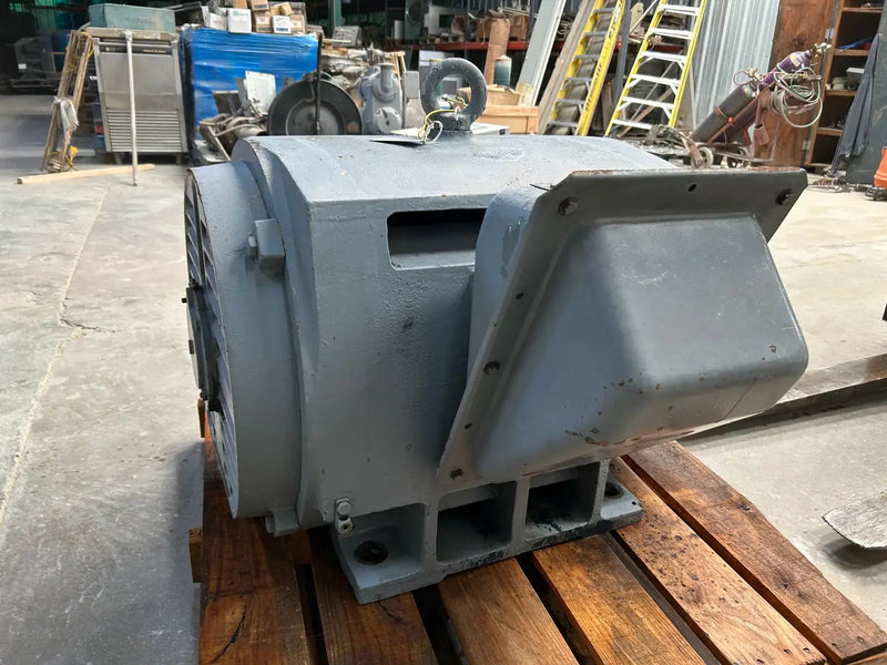 Toshiba F3002VLG6JG1 Screw Compressor Motor (300 HP, 3540 RPM, 2300/4160 V)