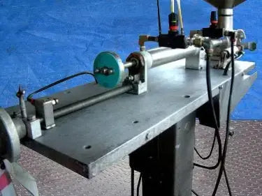 Pneumatic Single Piston Filler with Hopper