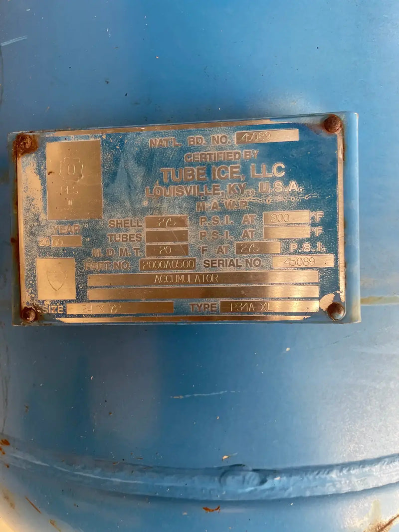 Acumulador vertical de amoníaco Turbo Ice P34AXL (24 pulgadas x 72 pulgadas, 175 galones)