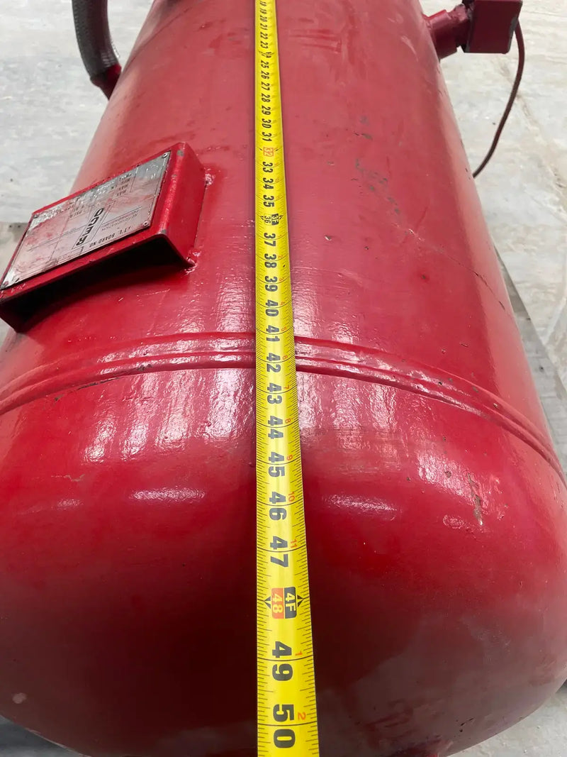 Tanque vertical de aceite de amoníaco RECO (24 pulgadas x 48 pulgadas, 130 galones)