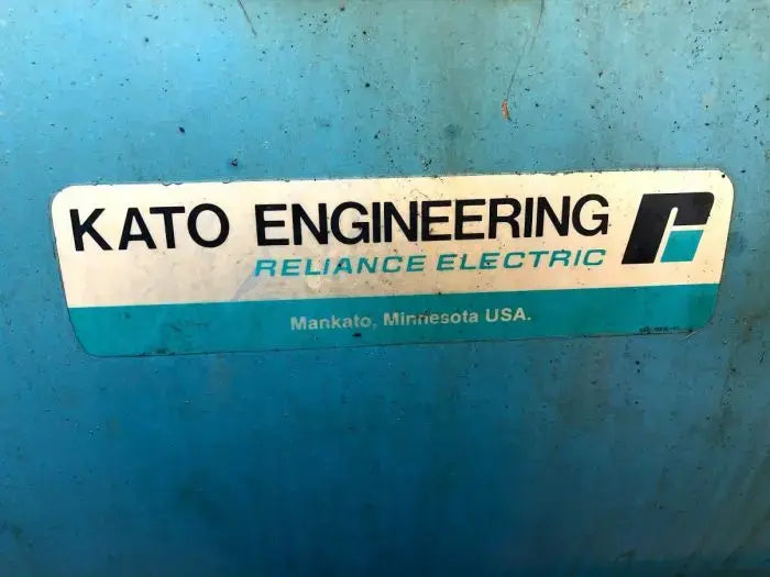 Grupo electrógeno diésel Cummins/Kato KTA-2300-6 (937,5 KVA)