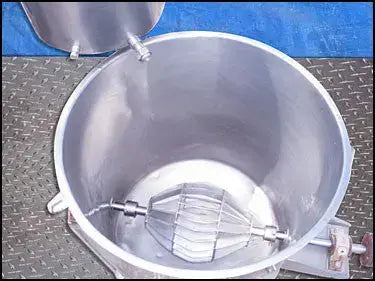 Tanque de mezcla de carcasa única con impulsor de ardilla, 130 galones