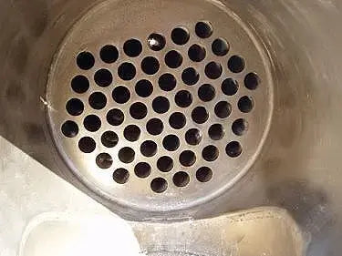 Intercambiador de calor de carcasa y tubos de acero inoxidable - 268 pies cuadrados