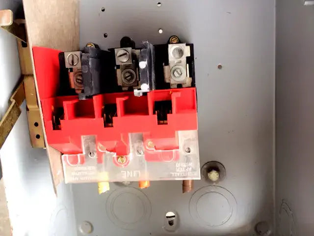 Interruptor de seguridad de servicio pesado Cutler-Hammer / Eaton - 100 amperios