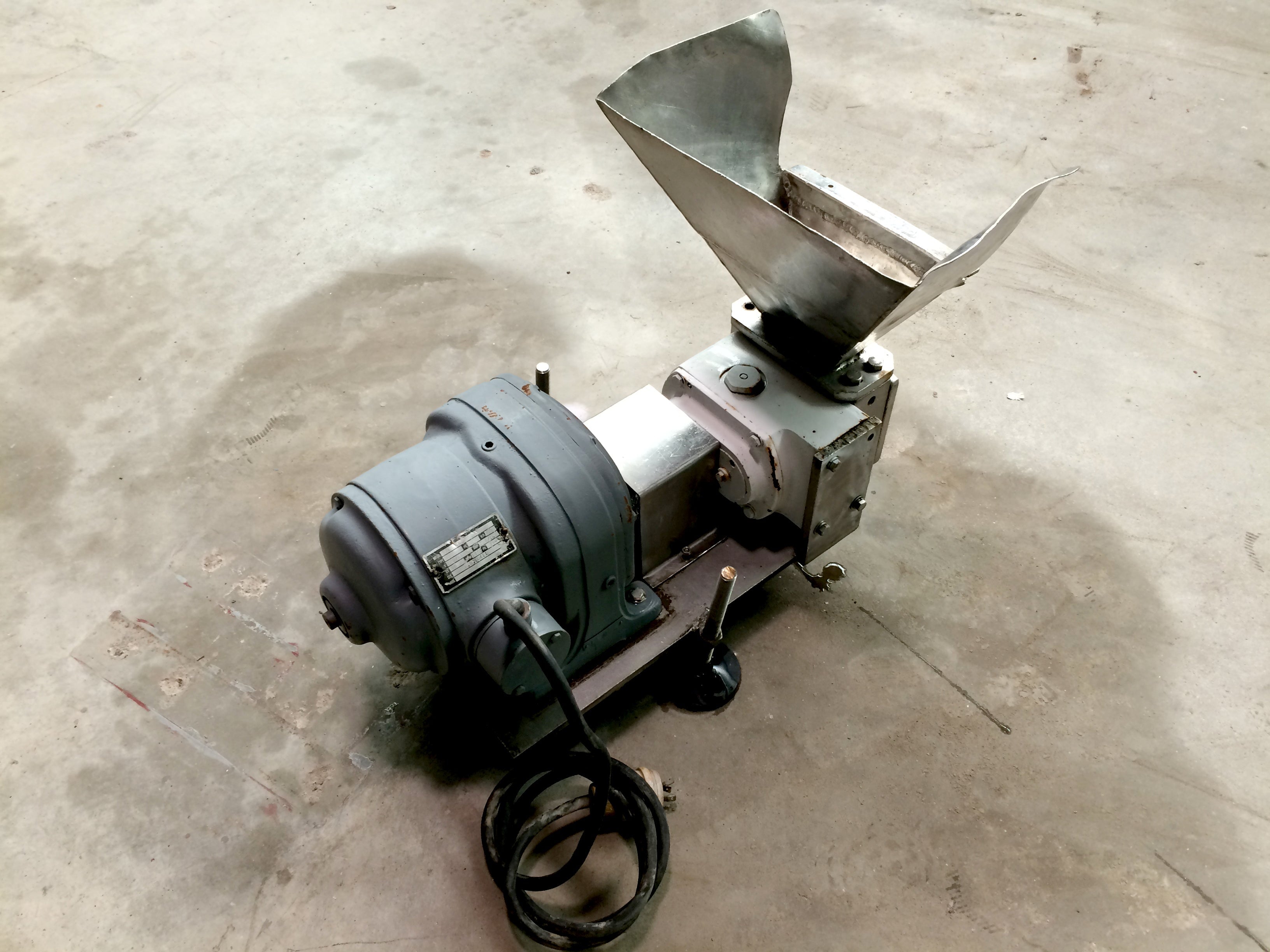 APV R3 Rectangular Inlet Positive Displacement Pump