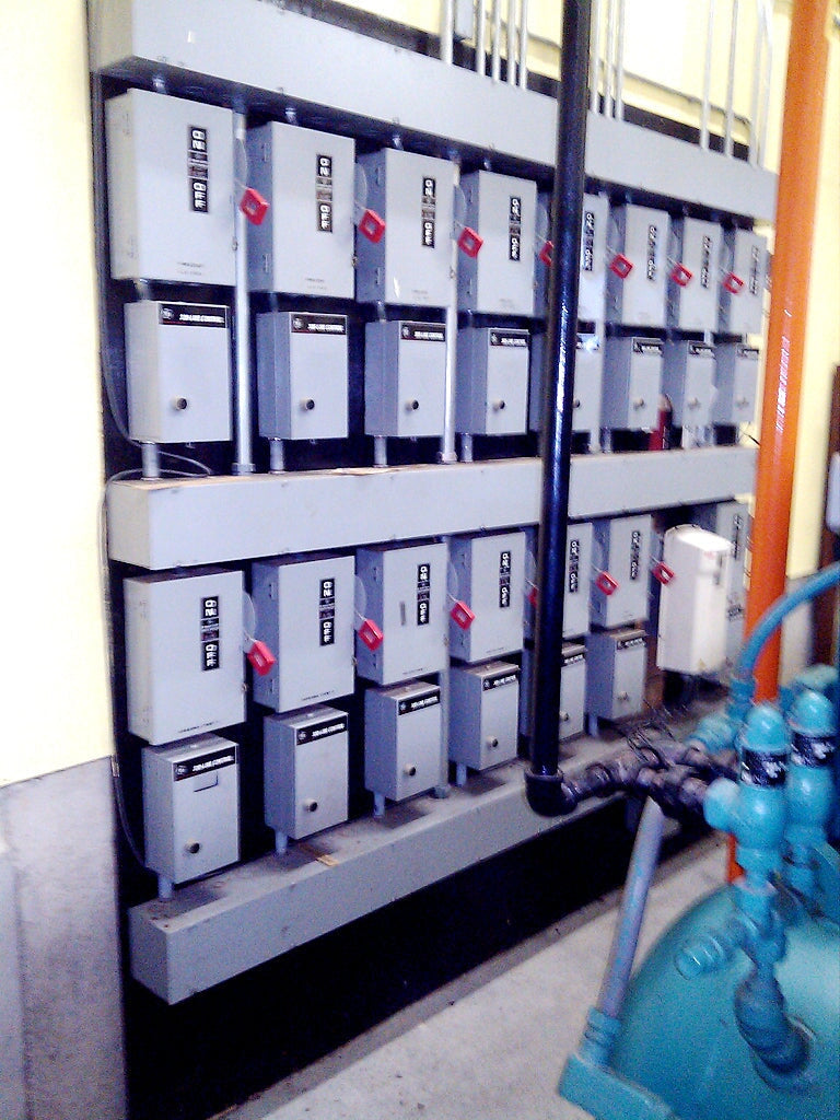 Bank of (15) GE Starters from Ammonia Refrigeration System GE 