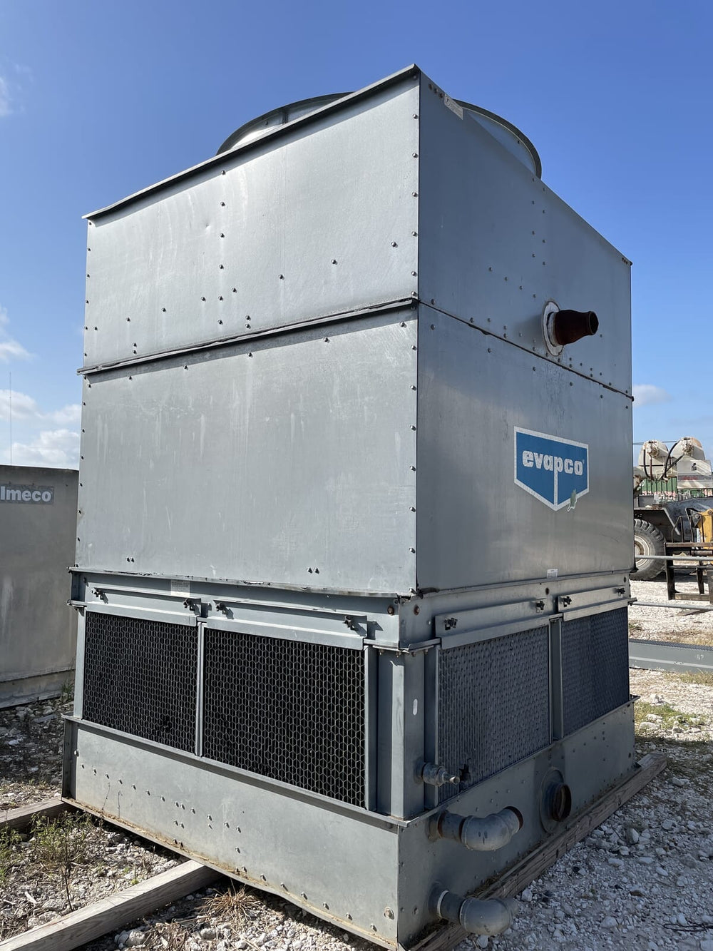 Evapco AT 1958 Cooling Tower (165 Nominal Tons, 7.5 HP, 230/460 V)