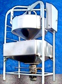 Double Tank Hopper Assembly with Pump Not Specified 