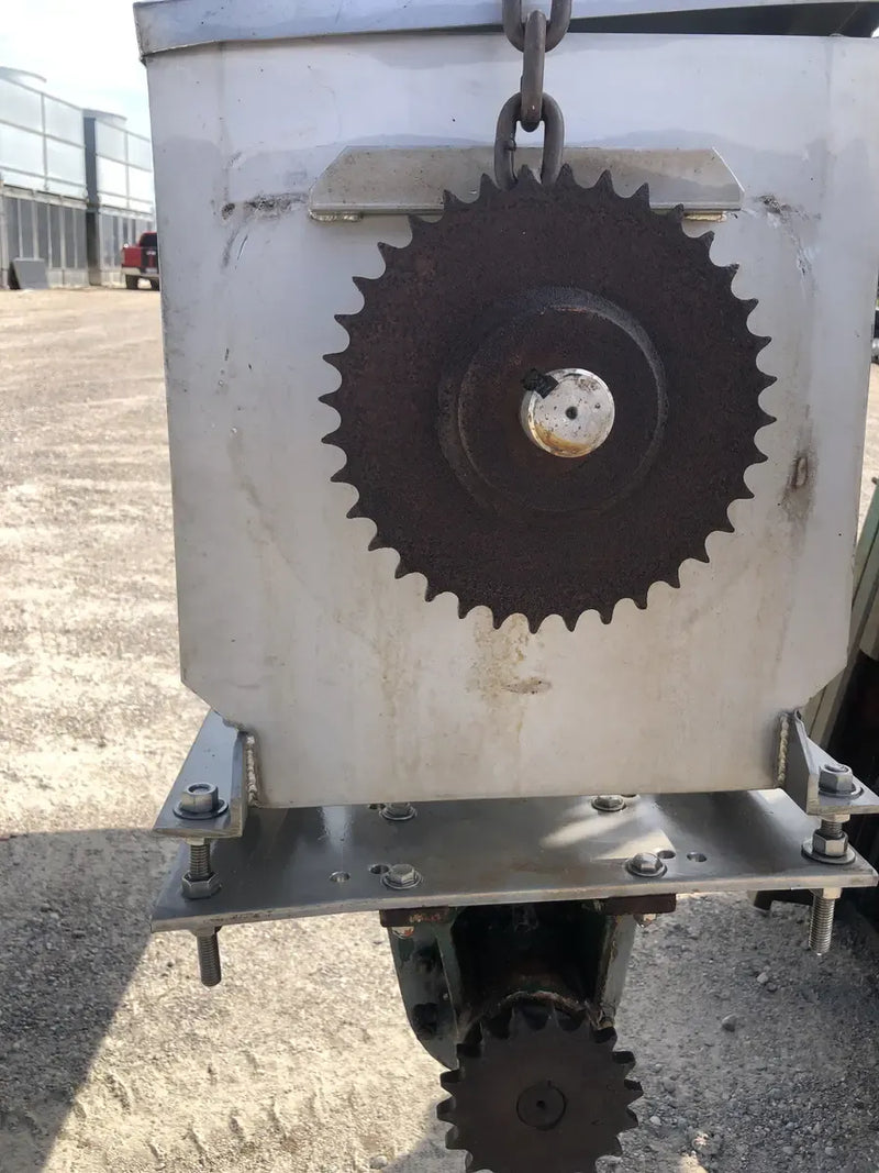 Brown Stainless Horizontal Transfer Auger Mixer