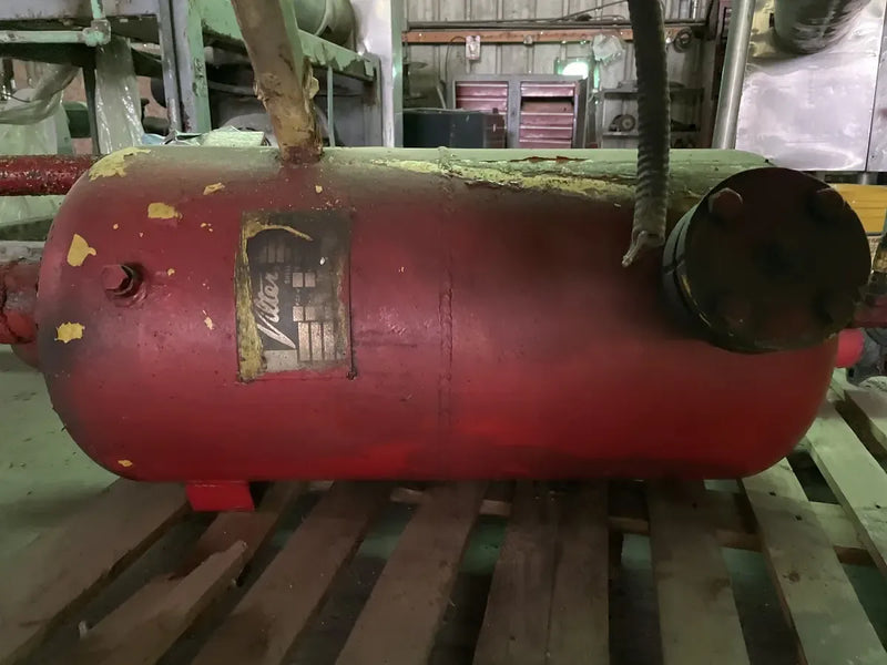 Separador de aceite horizontal Vilter (16 x 35 pulgadas, 30 galones)