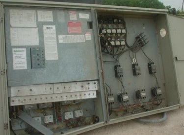 General Electrical Control Panel for Air Cooled Water Chiller McQuay Snyder 